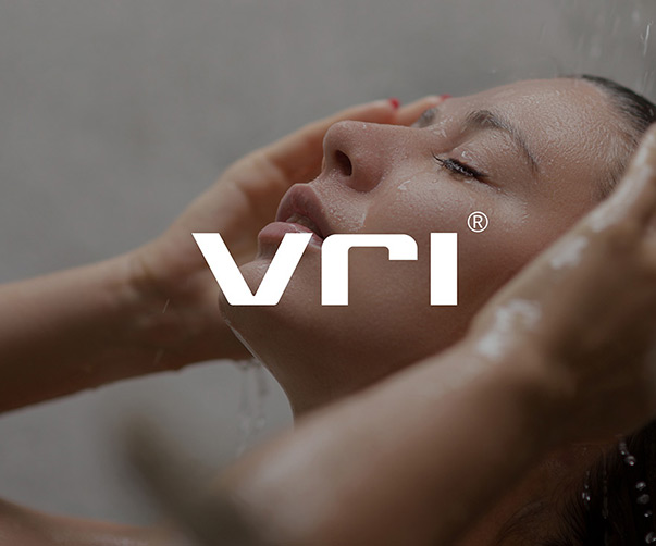 如何通過企業品牌設計在電子商務行業建立用戶口碑和忠誠度？